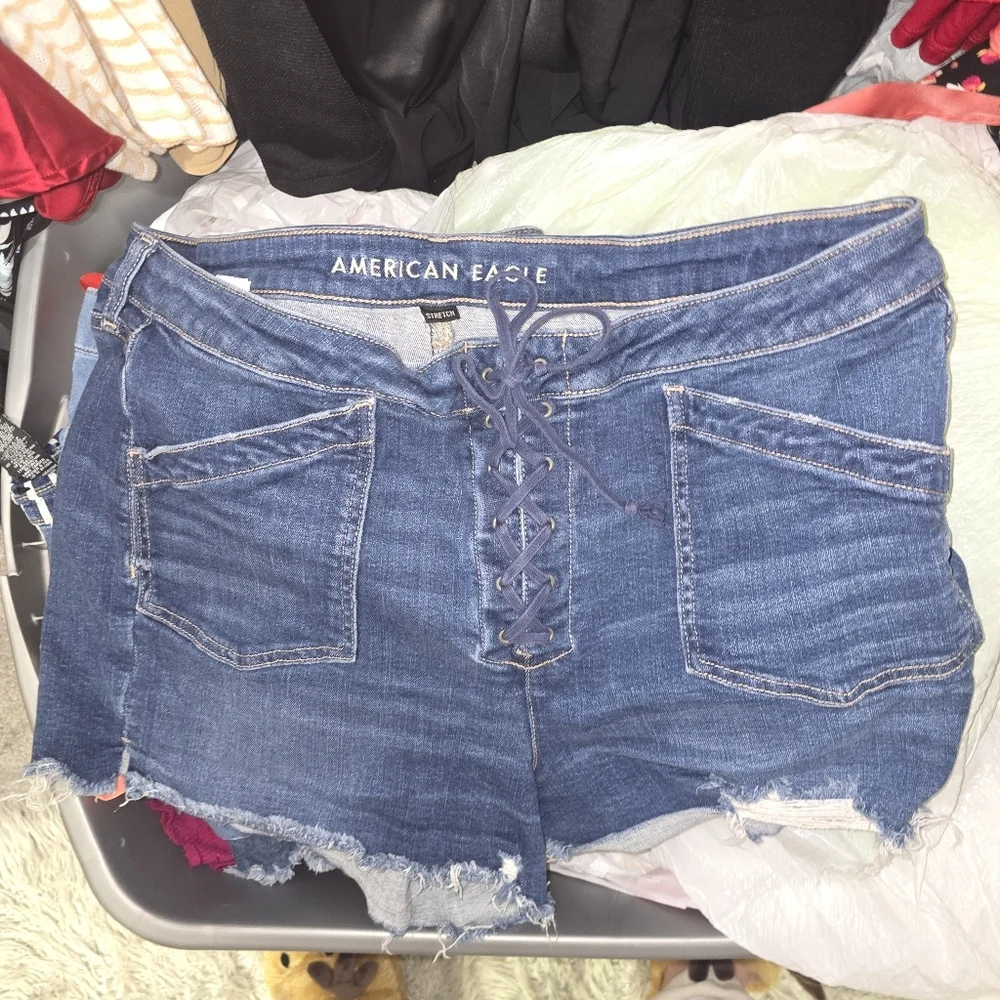 AE Stretch High-Waisted Denim Short Short 20